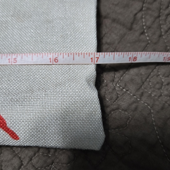 Santa Claus Whimsical Vintage Christmas Throw Pillow Cover Holiday Home Decor - Picture 7 of 9